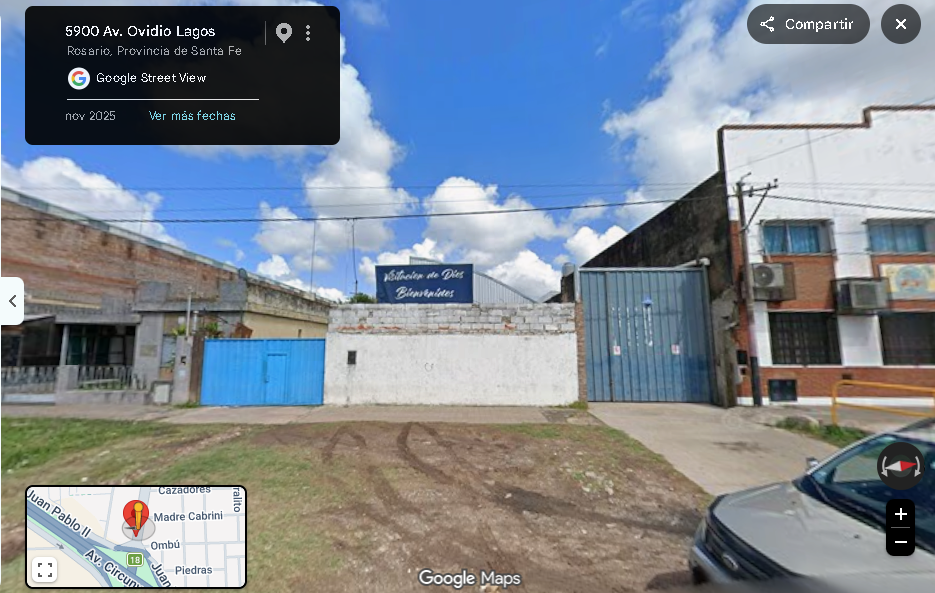 Frente de la iglesia Visitación de Dios